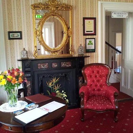 Abbeyville House 5*