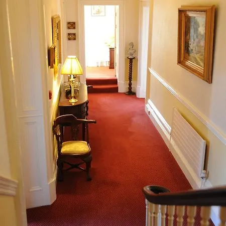 Abbeyville House 5*